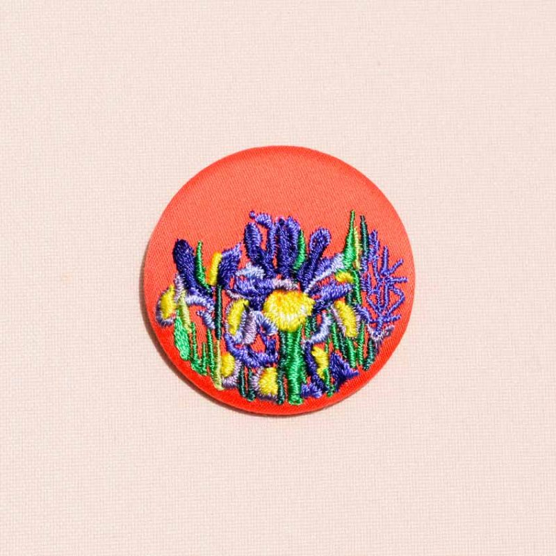 Jardin de Claude, les iris – petite broche