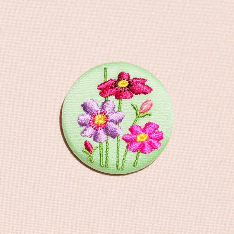 Cosmos – petite broche